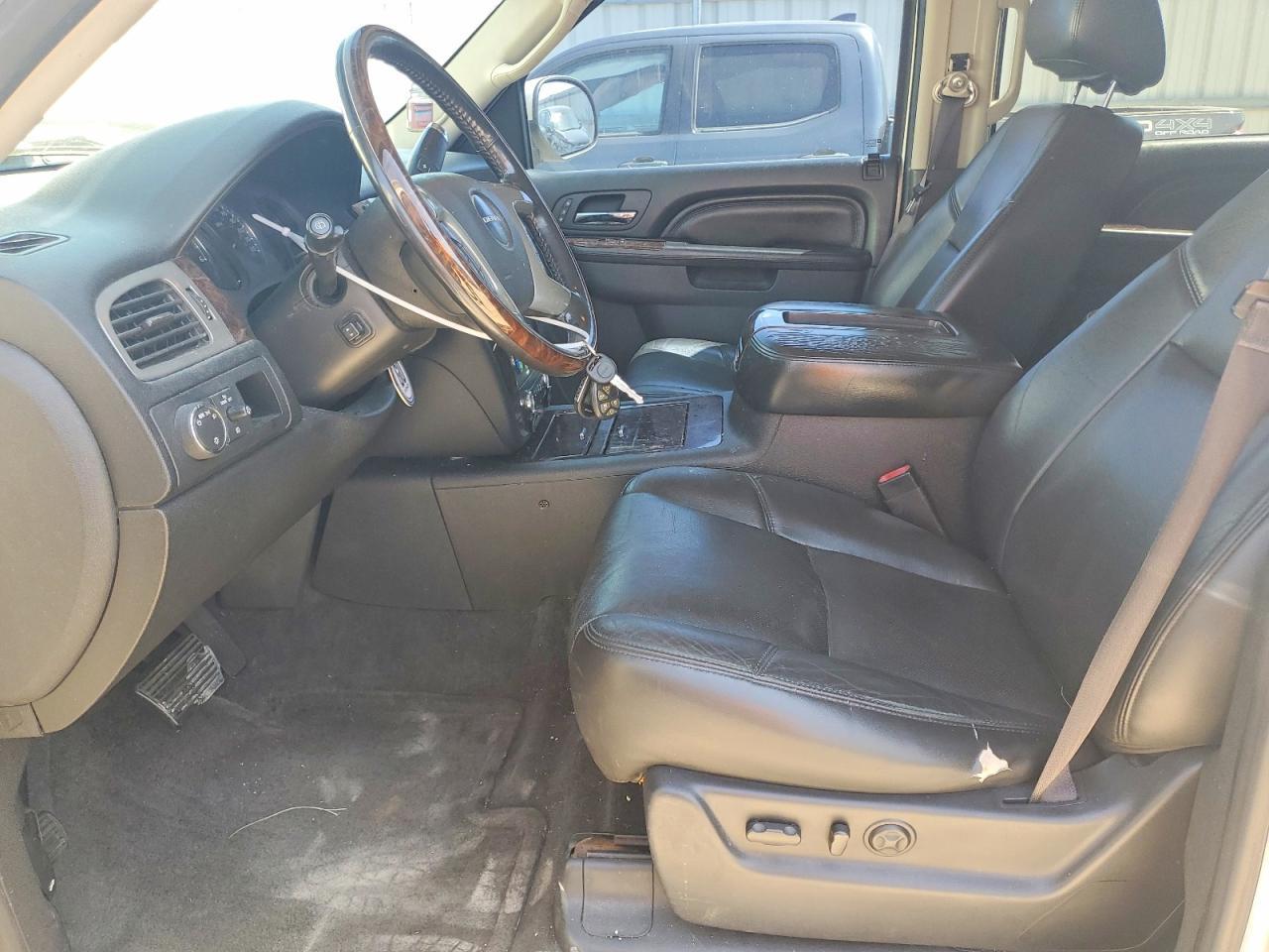 2013 GMC Yukon Denali - Фото 7