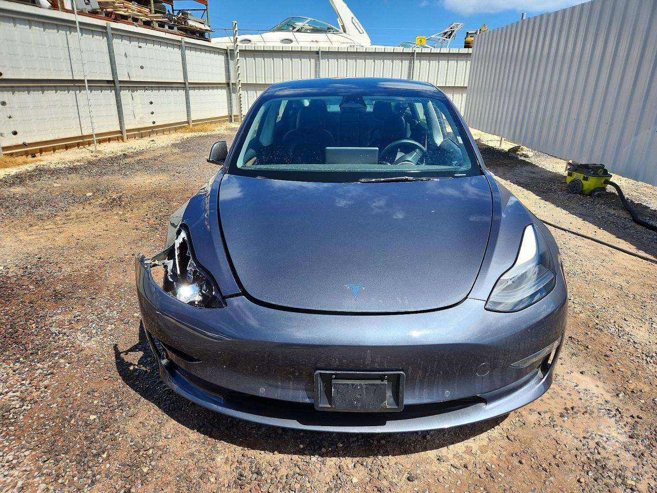 2022 Tesla Model 3 - Фото 5