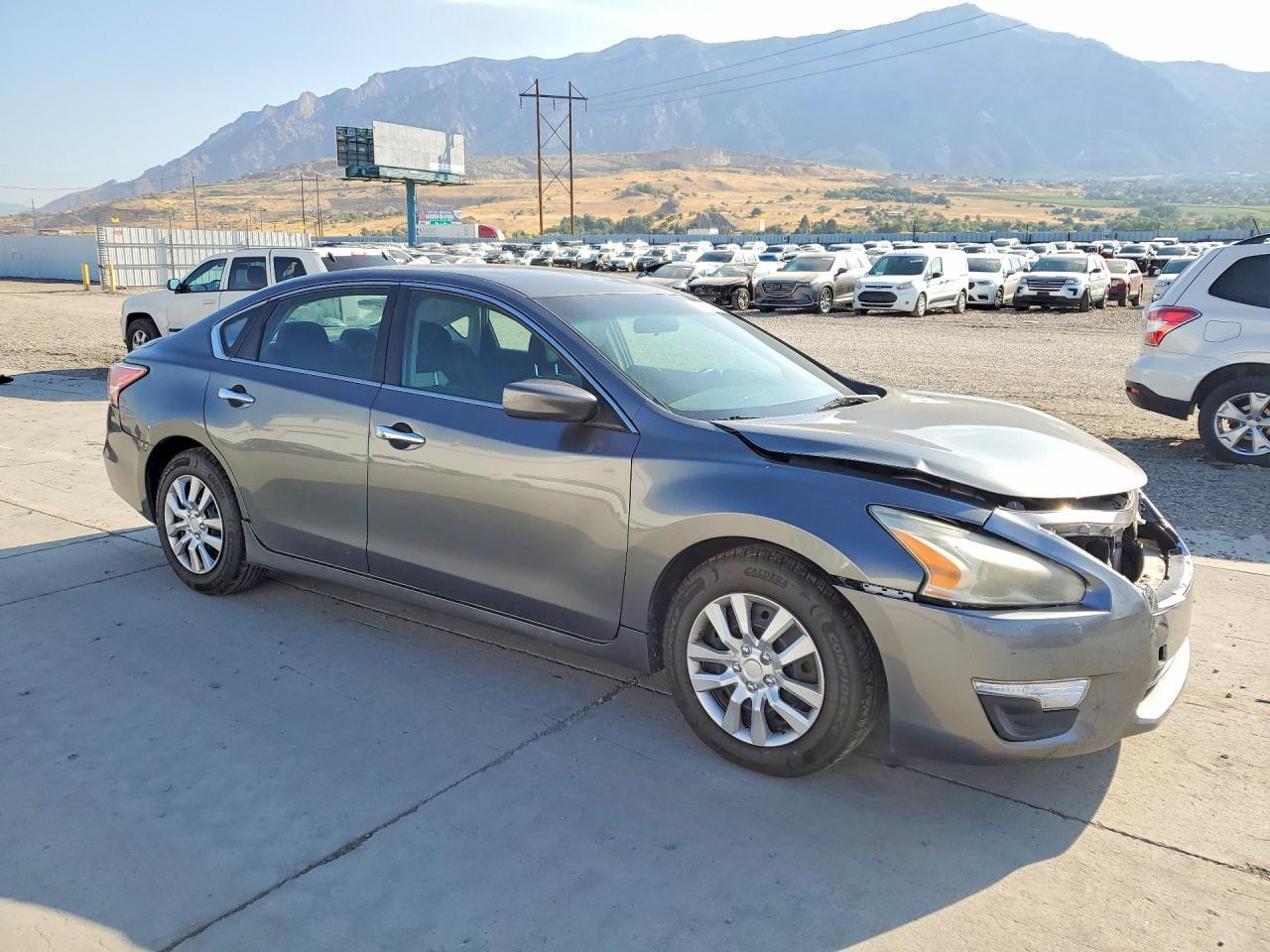 2015 Nissan Altima 2.5 S - Image 4