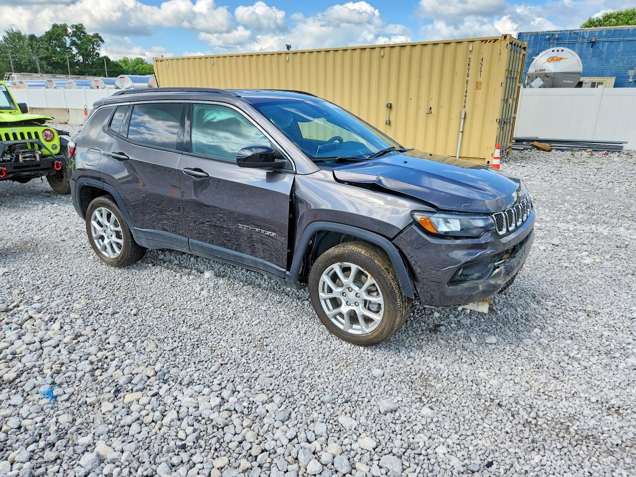 2023 Jeep Compass Latitude Lux - Фото 4
