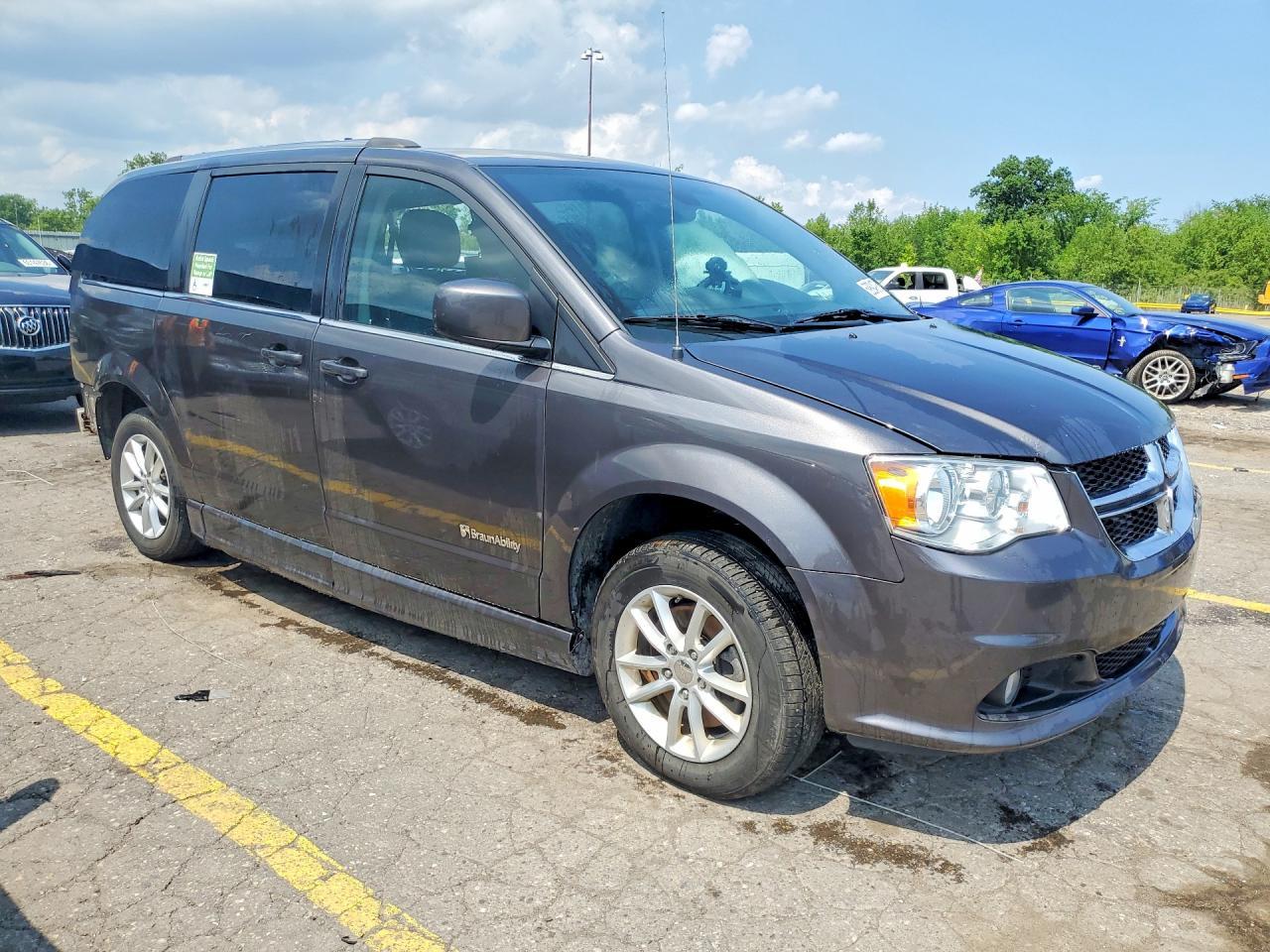 2019 Dodge Grand Caravan Sxt - Фото 4