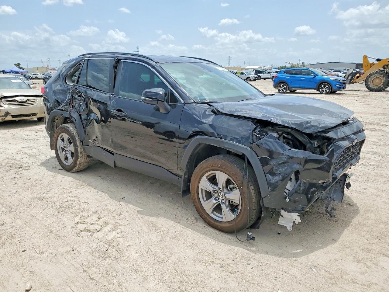 2024 Toyota Rav4 Hybrid Xle - Фото 4