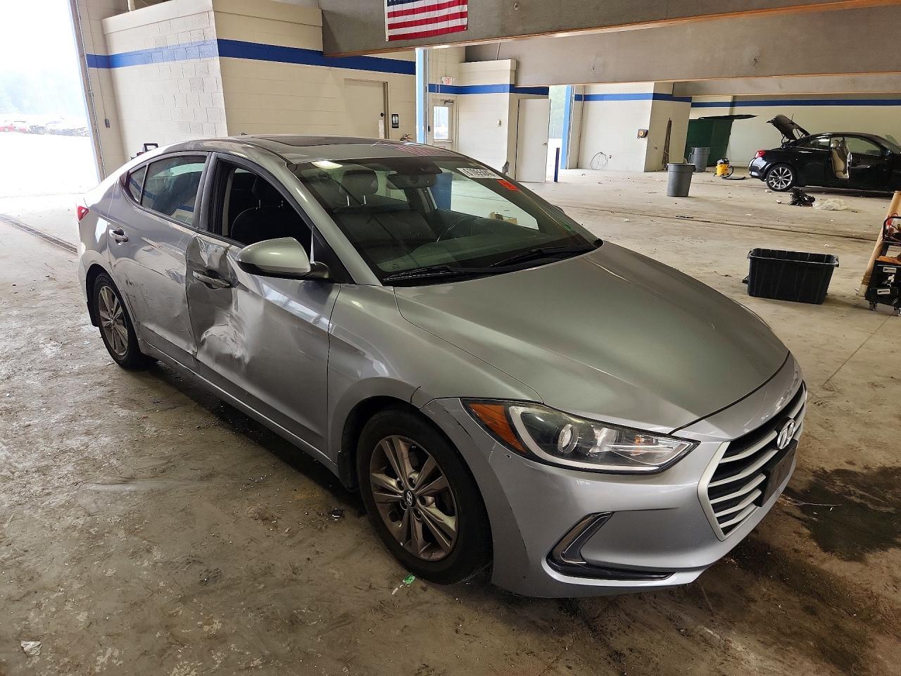 2017 Hyundai Elantra Value Edition - Image 4