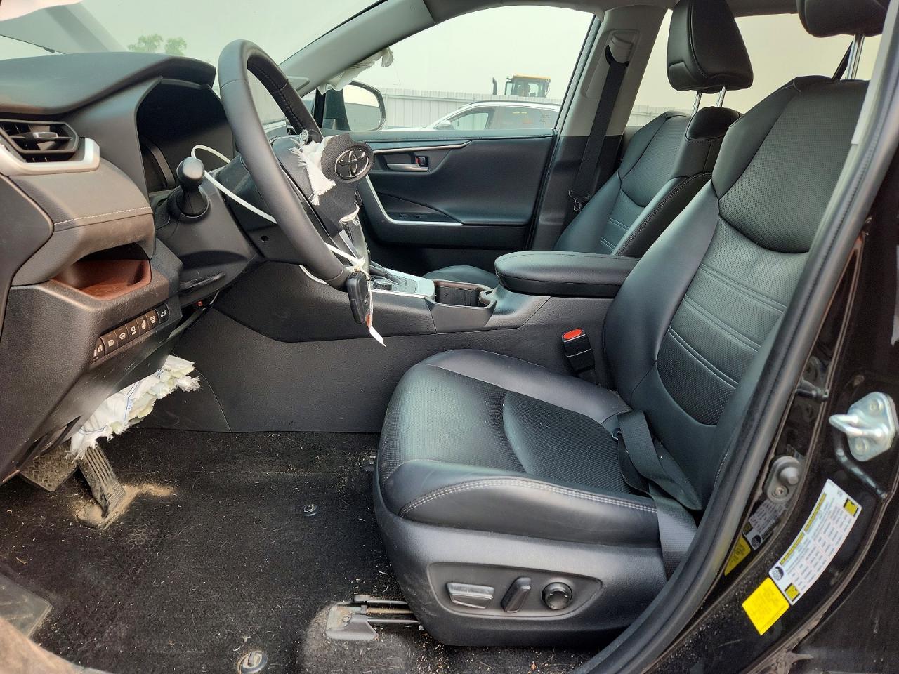 2023 Toyota Rav4 Limited - Image 7