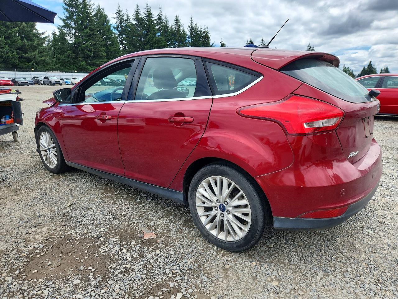 2015 Ford Focus Titanium - Фото 2