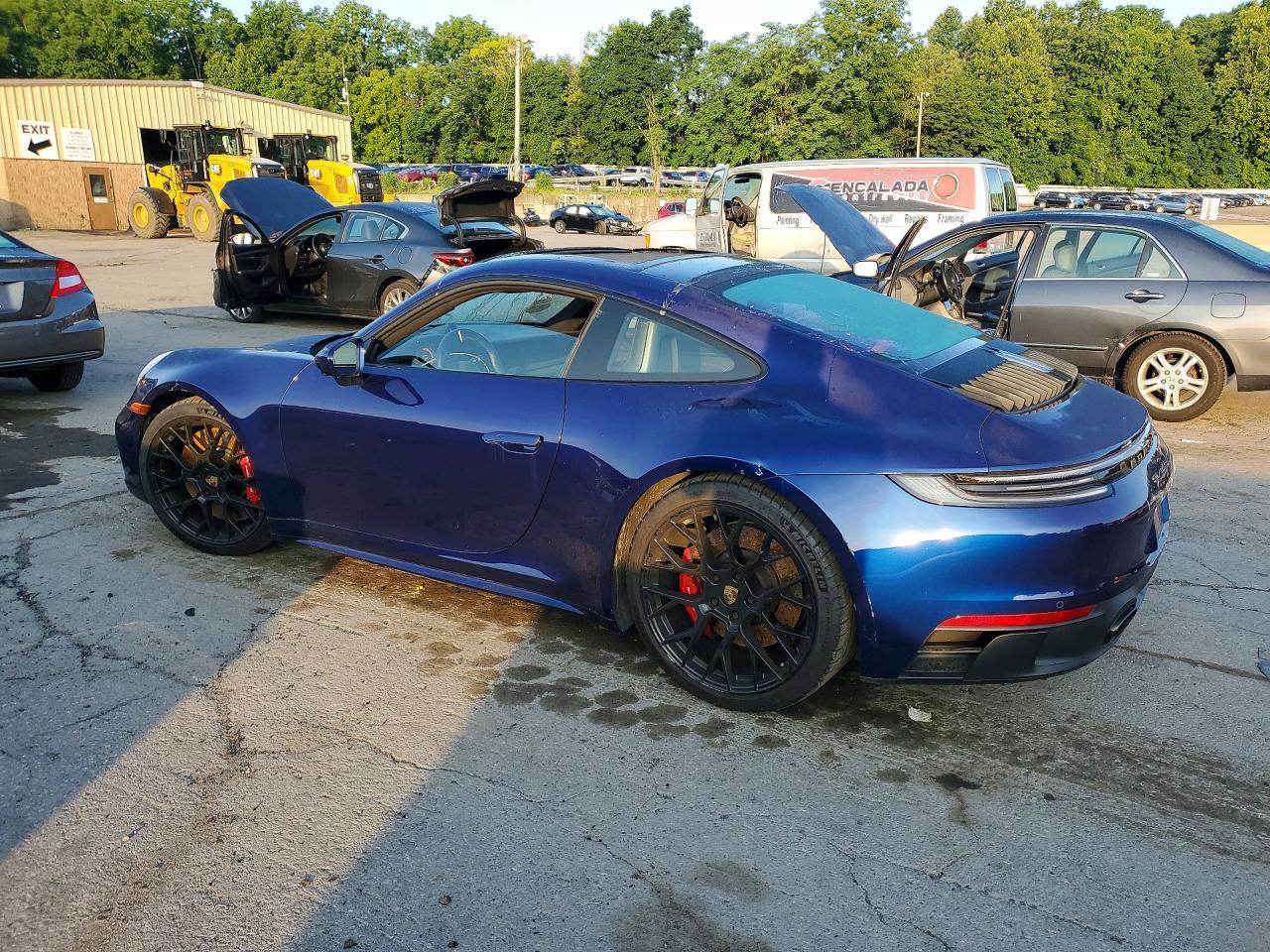 2023 Porsche 911 Carrera S - Фото 2