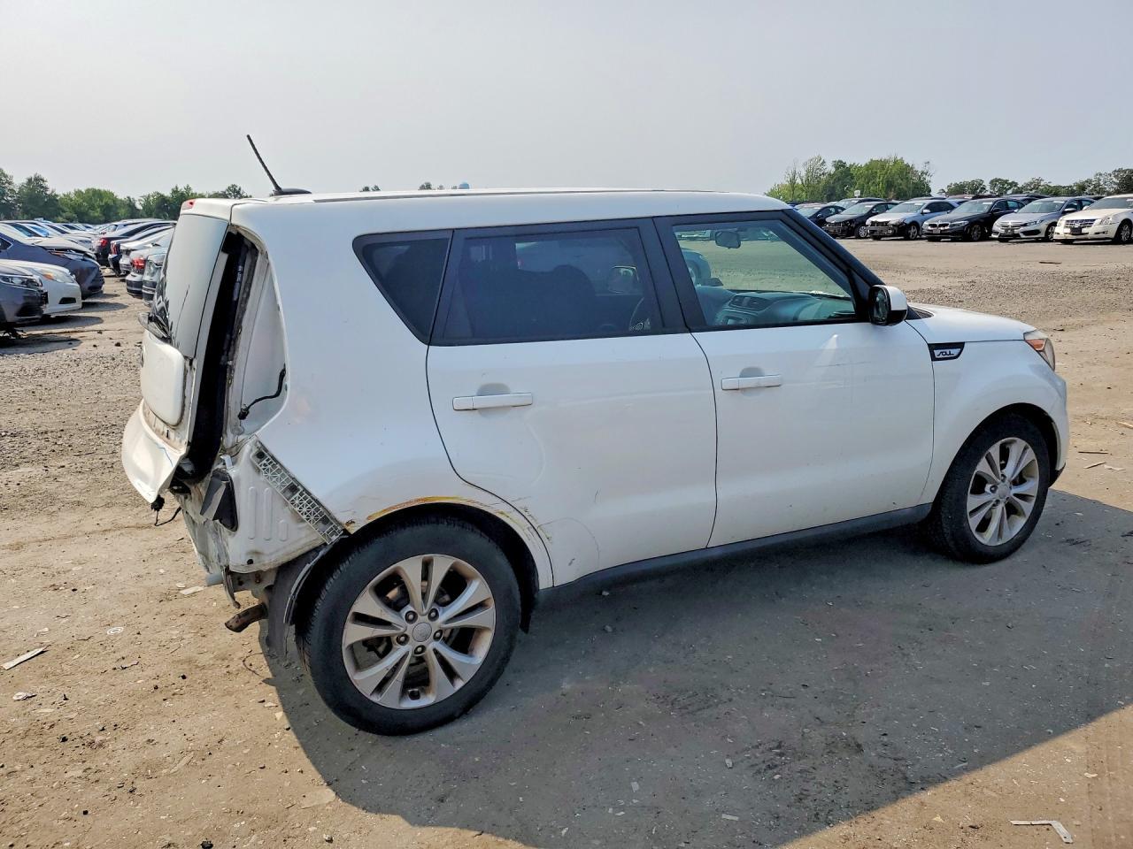 2015 Kia Soul + - Фото 3