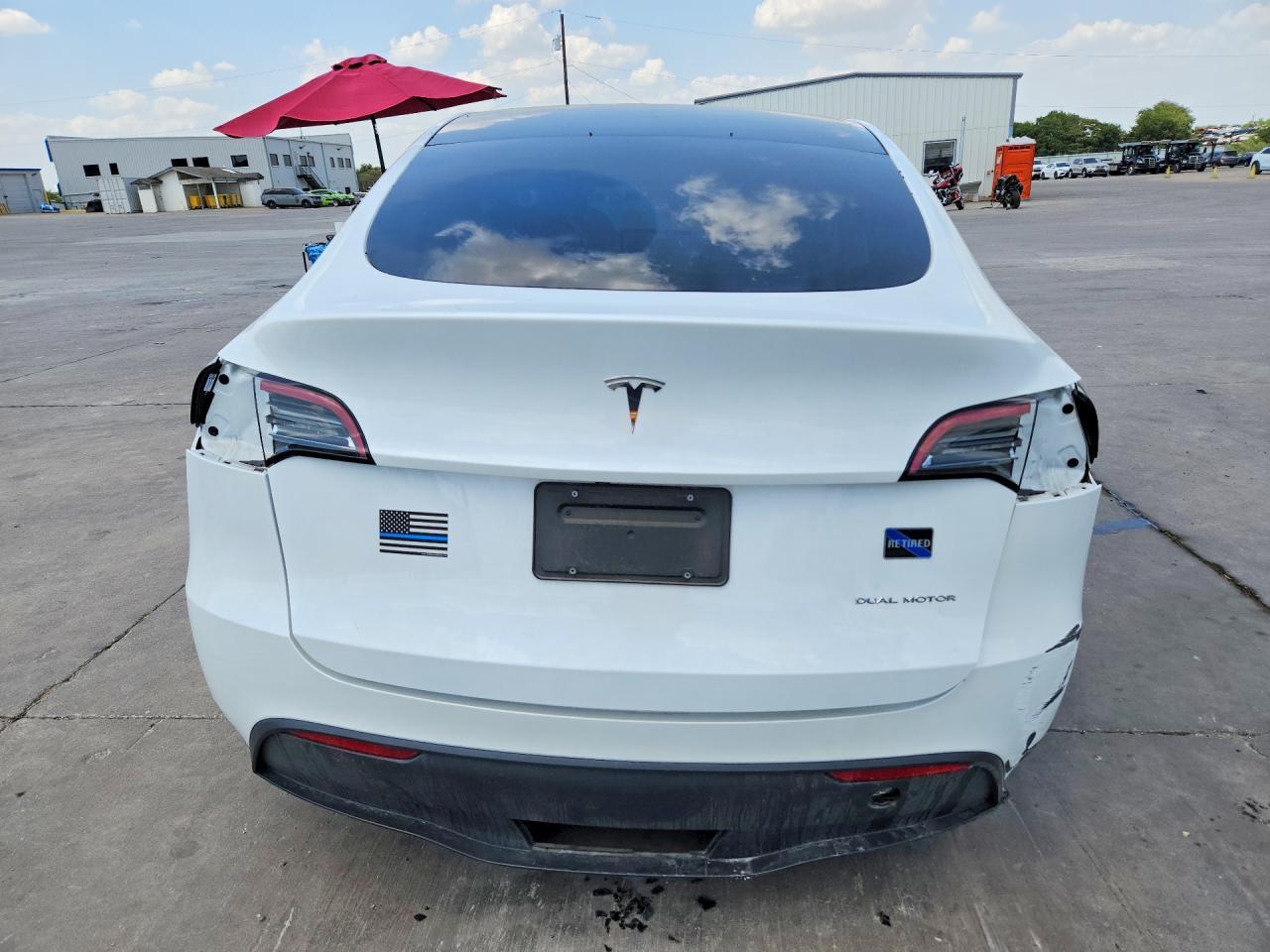 2023 Tesla Model Y - Image 6