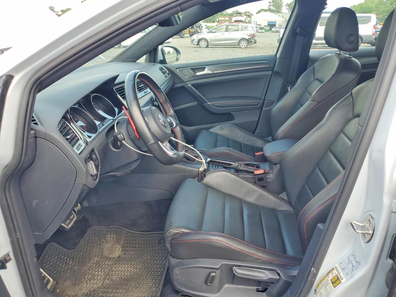 2020 Volk Gti Se - Фото 7