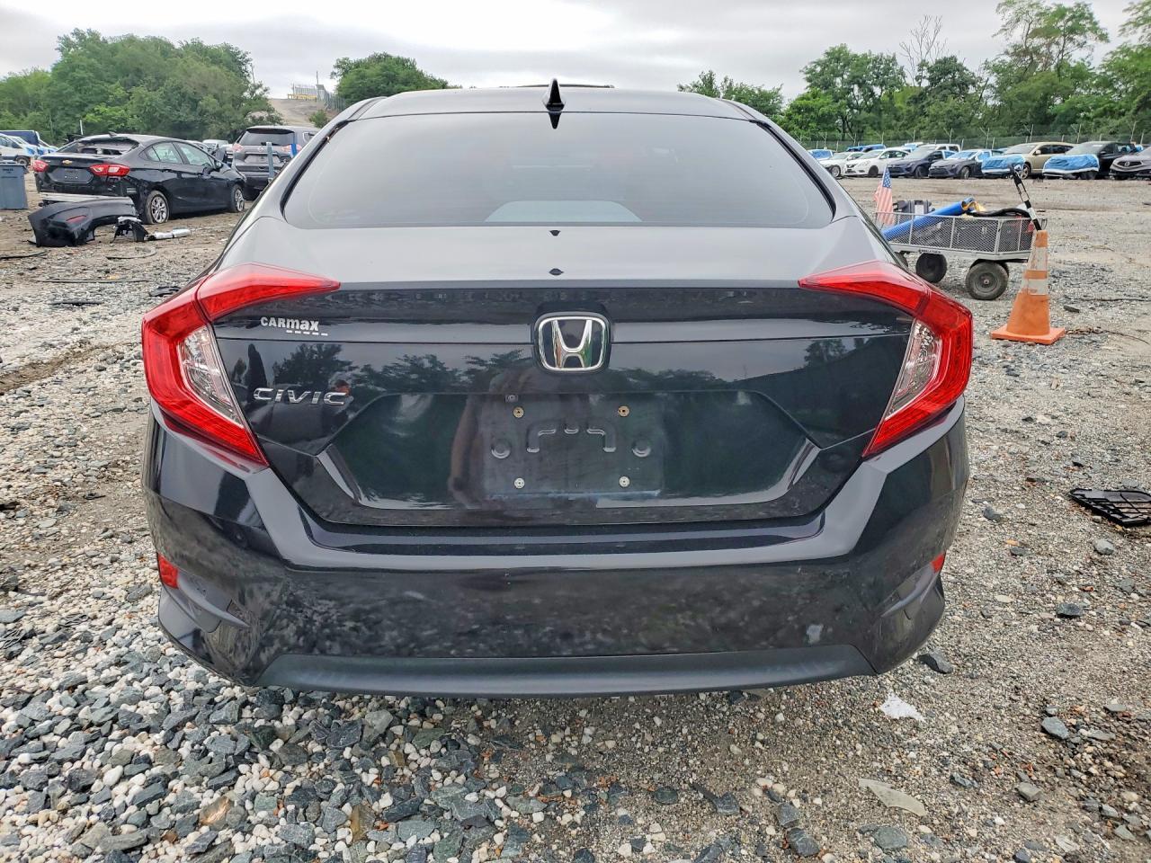 2018 Honda Civic Ex - Image 6