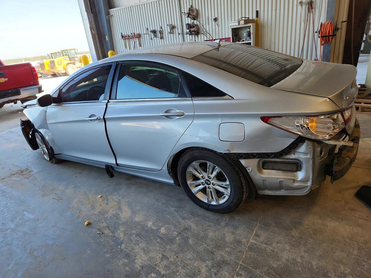 2013 Hyundai Sonata Gls - Фото 2