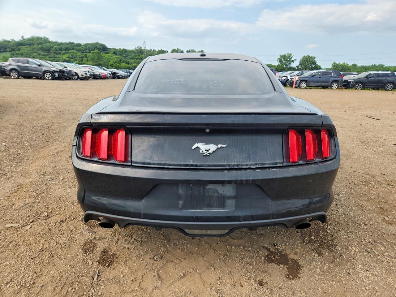 2016 Ford Mustang - Фото 6