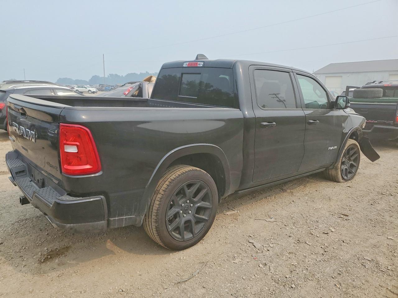 2026 Ram 1500 Laramie - Фото 3