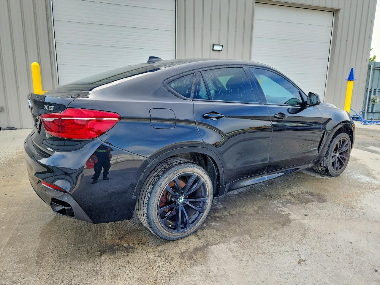 2018 BMW X6 xDrive35I - Фото 3