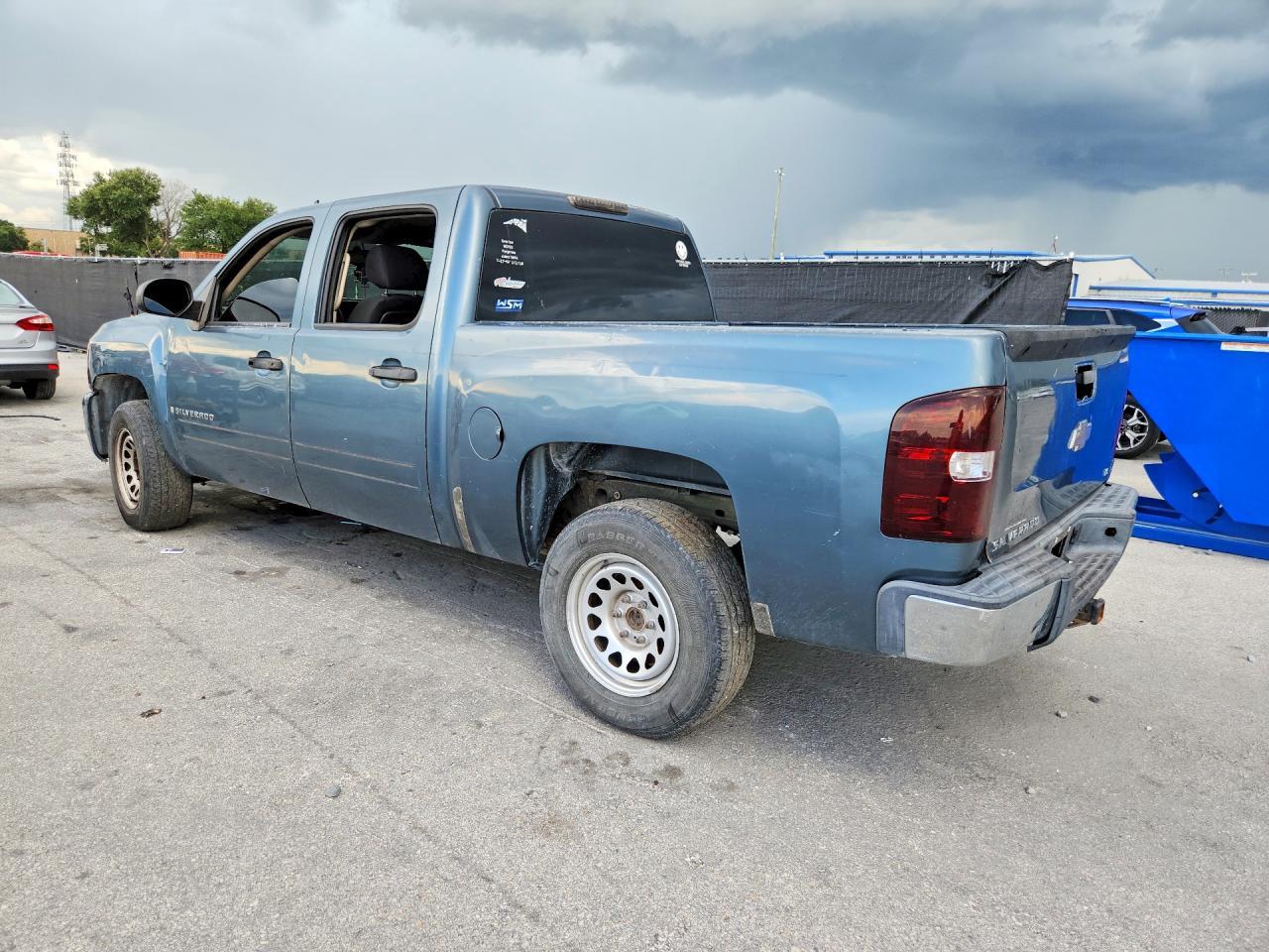2007 Chevrolet Silverado C1500 Crew Cab - Фото 2