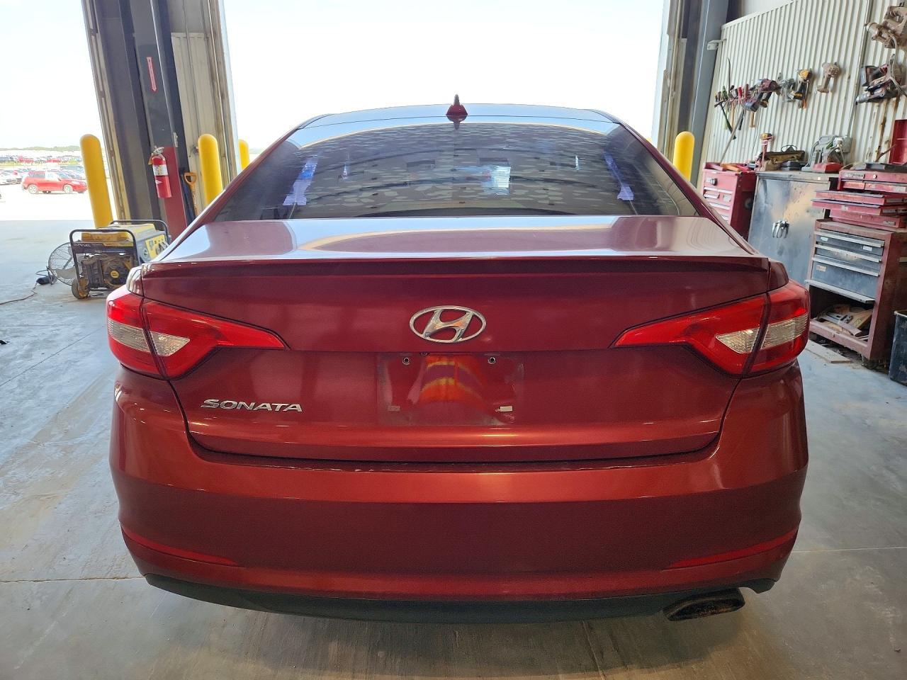 2015 Hyundai Sonata Se - Image 6