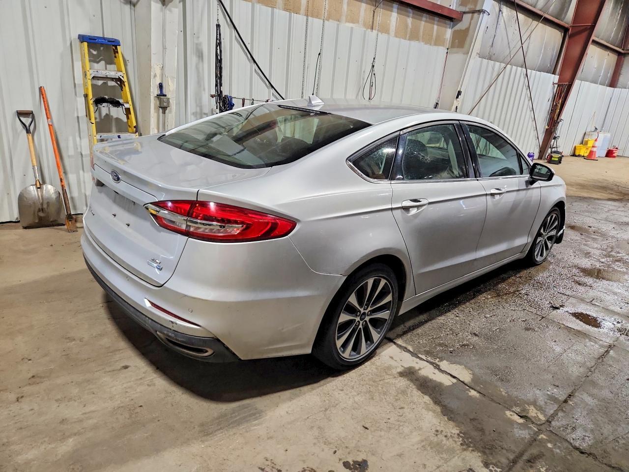2019 Ford Fusion Se - Фото 3