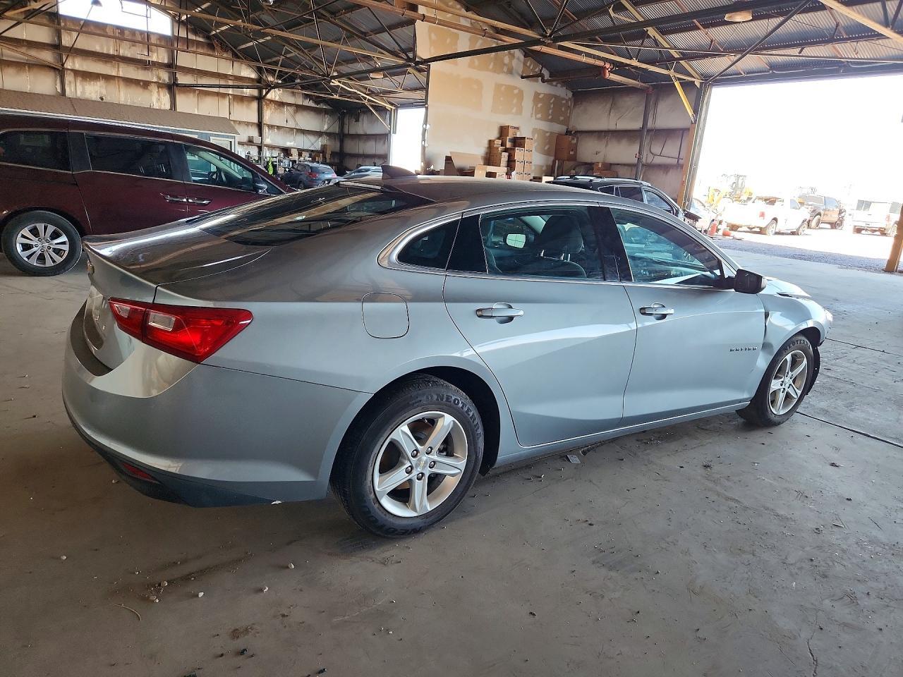 2024 Chevrolet Malibu Ls - Фото 3