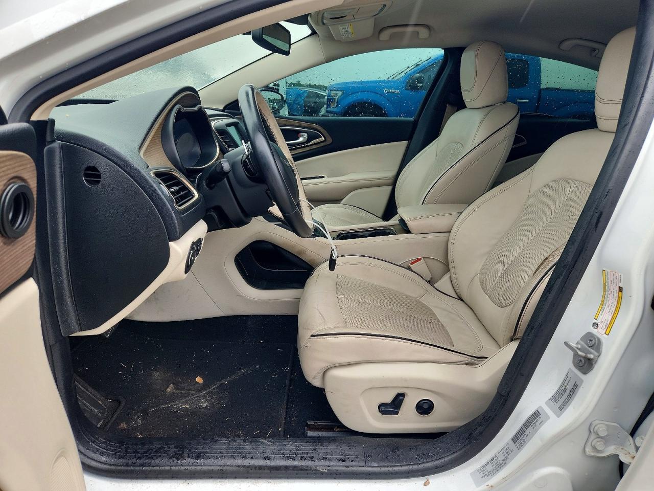 2015 Chrysler 200 C - Фото 7