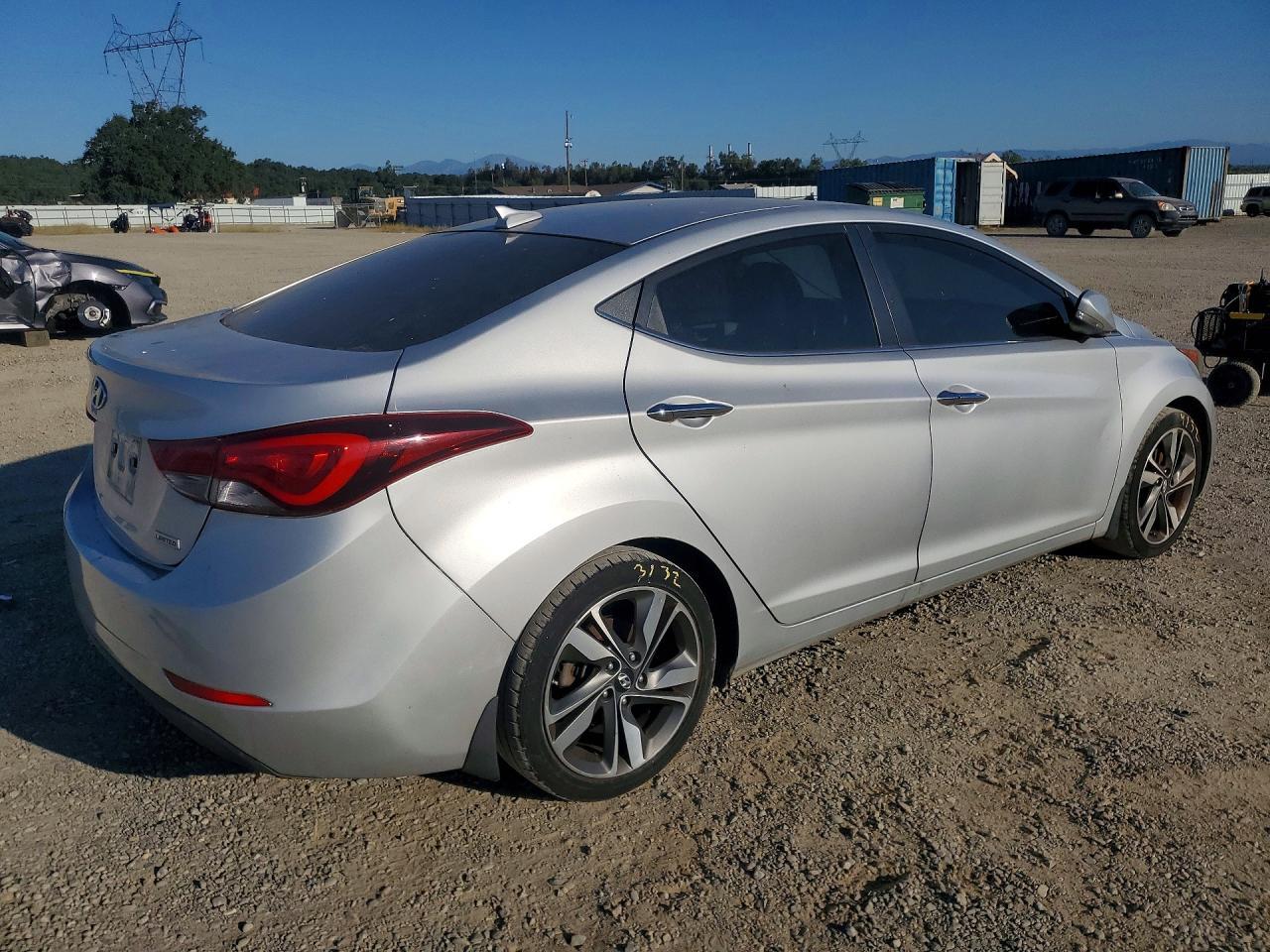 2014 Hyundai Elantra Limited - Фото 3