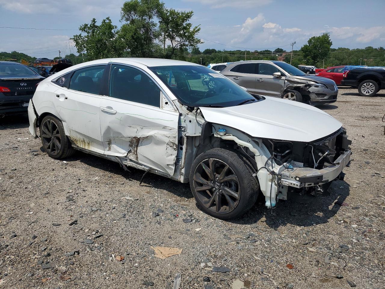 2019 Honda Civic Sport - Image 4