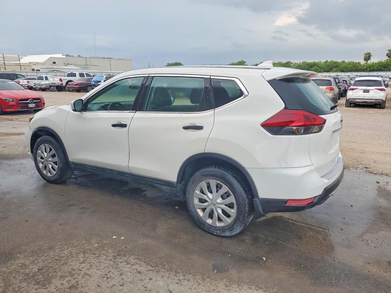 2020 Nissan Rogue S - Image 2
