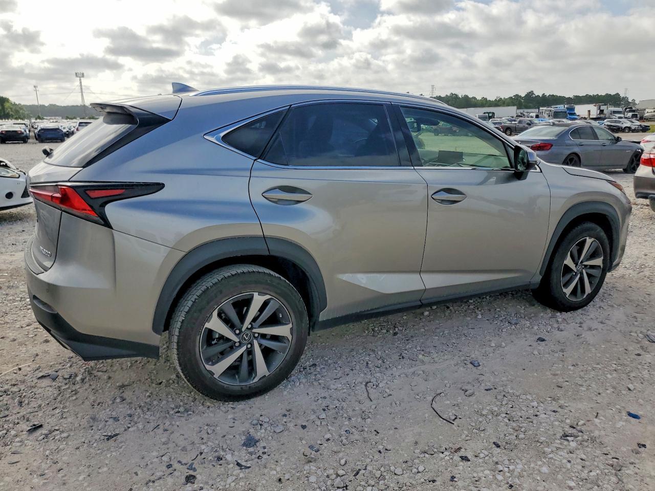 2019 Lexus Nx 300 Base - Image 3