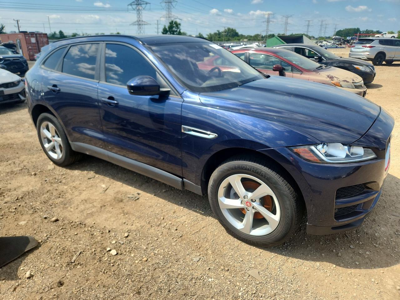 2017 Jaguar F-Pace Premium - Image 4
