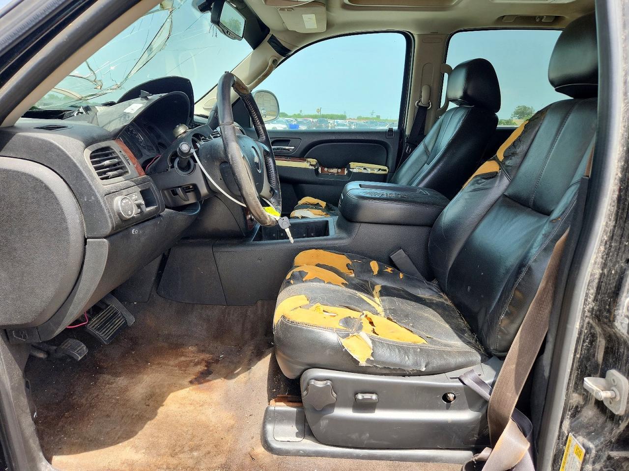 2014 Chevrolet Suburban - Фото 7
