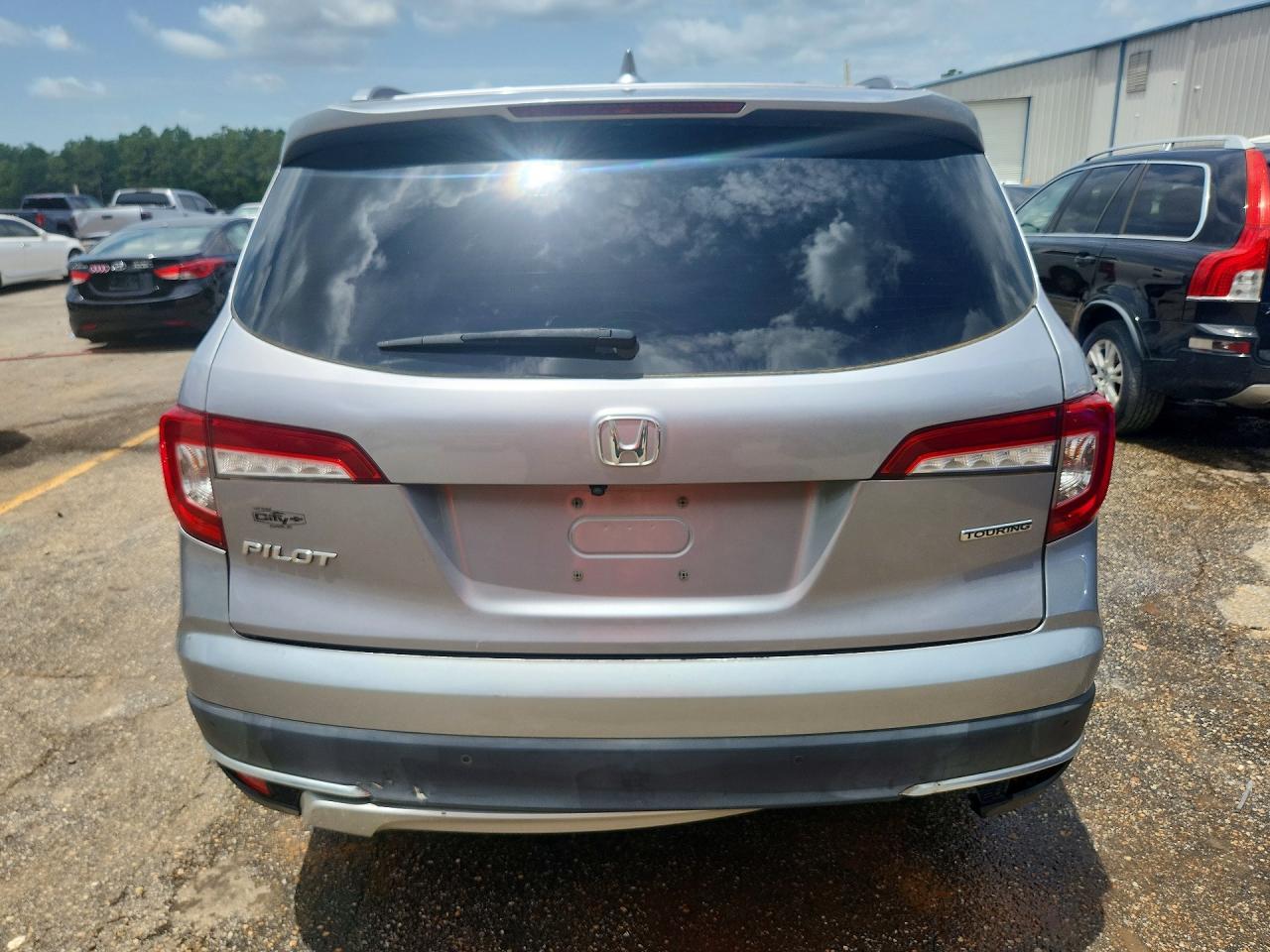 2022 Honda Pilot Touring - Image 6