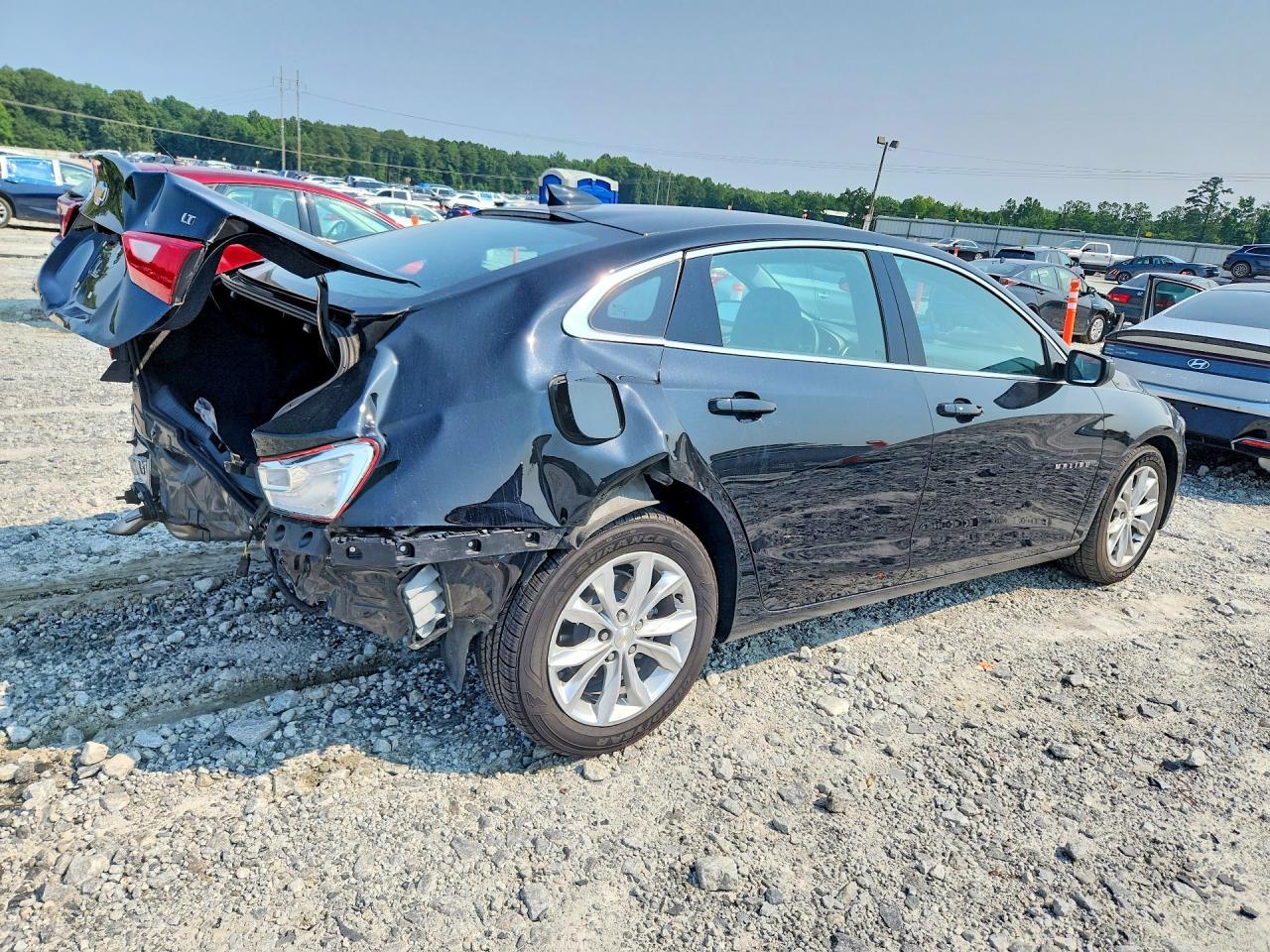 2025 Chevrolet Malibu Lt - Фото 3