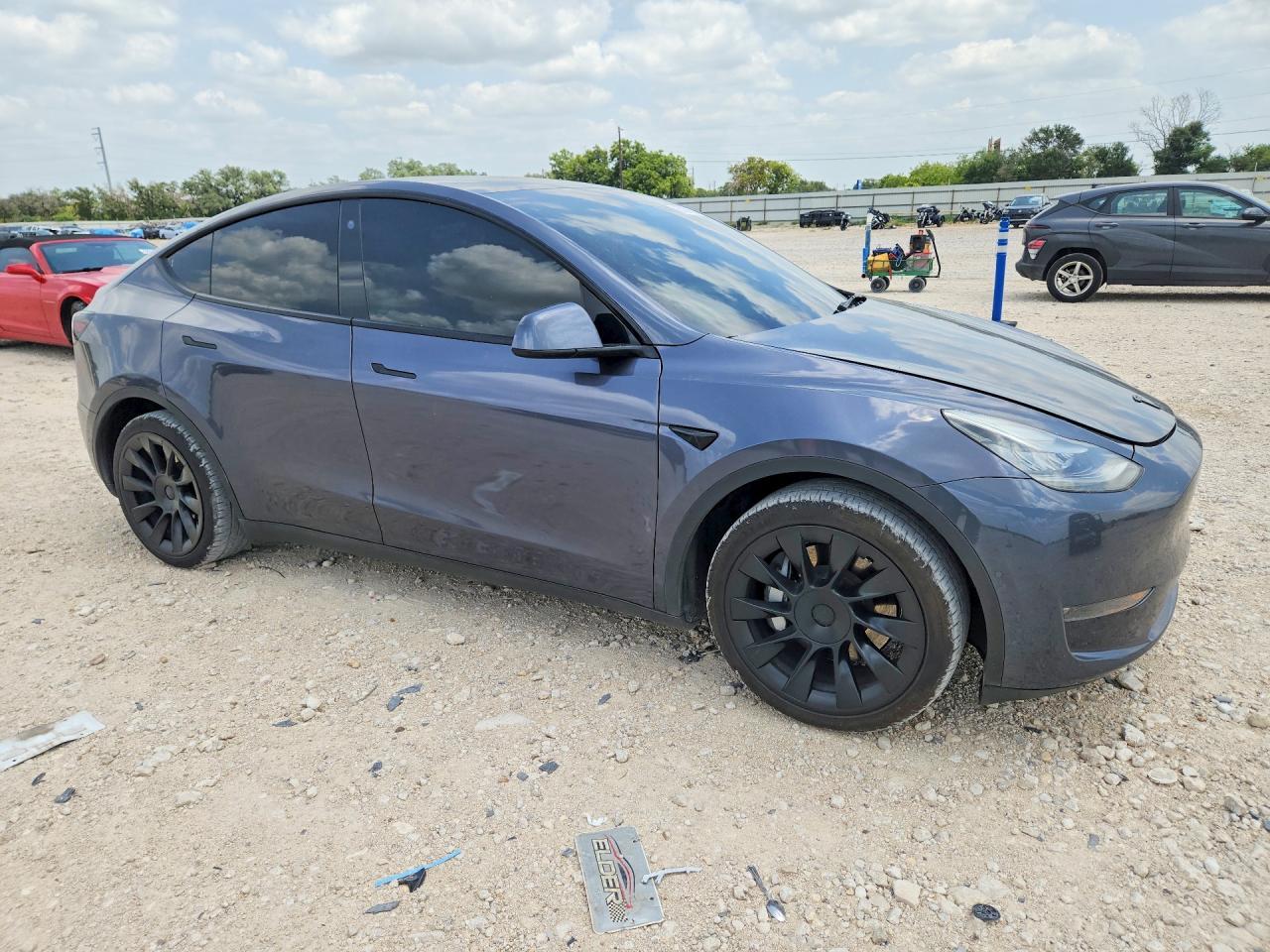 2021 Tesla Model Y - Image 4
