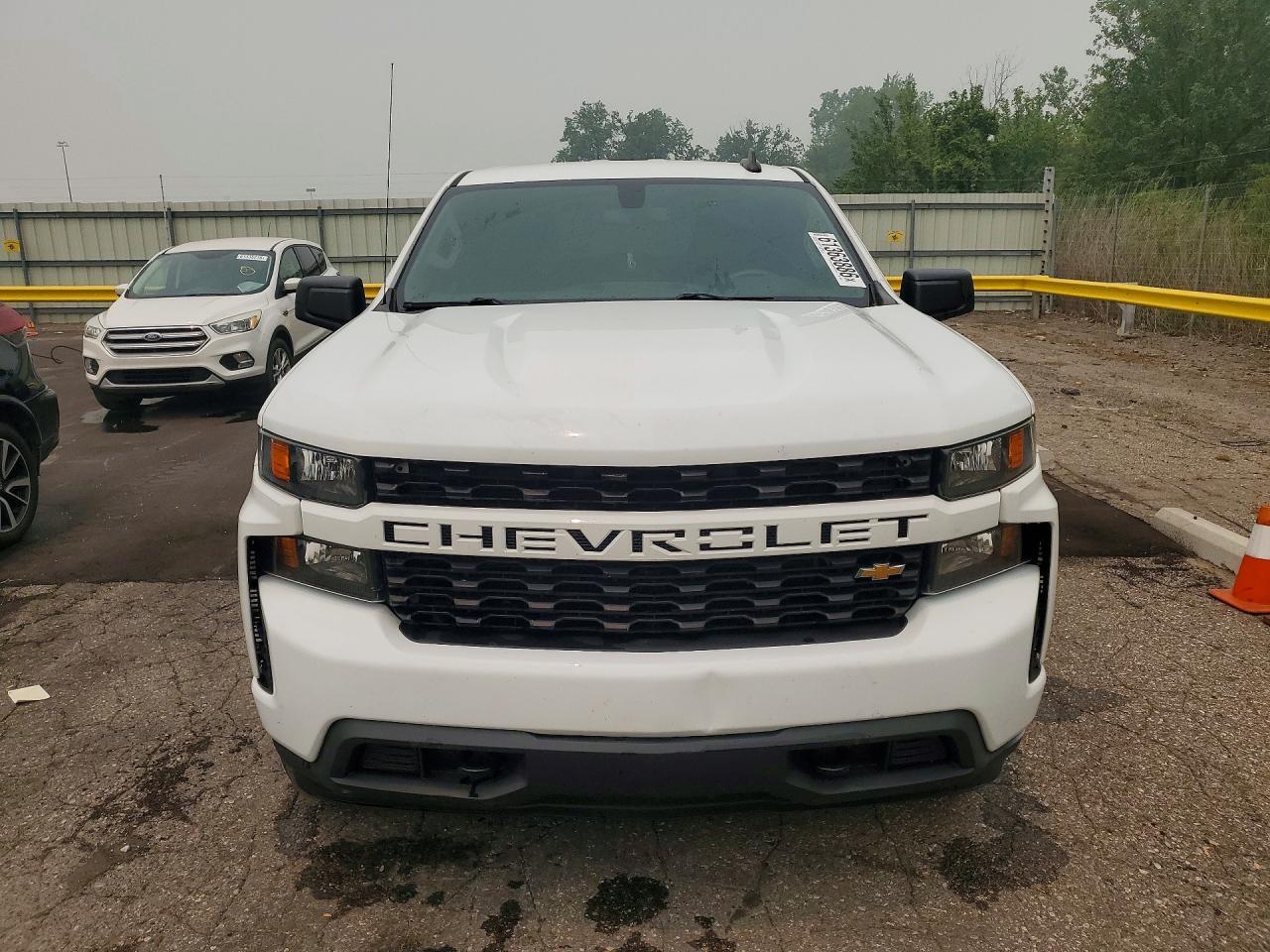 2021 Chevrolet Silverado K1500 Custom - Image 5