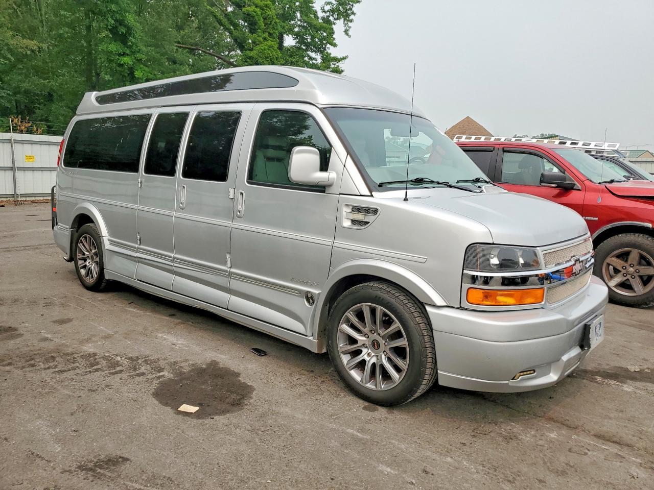 2018 Chevrolet Express G2 - Фото 4
