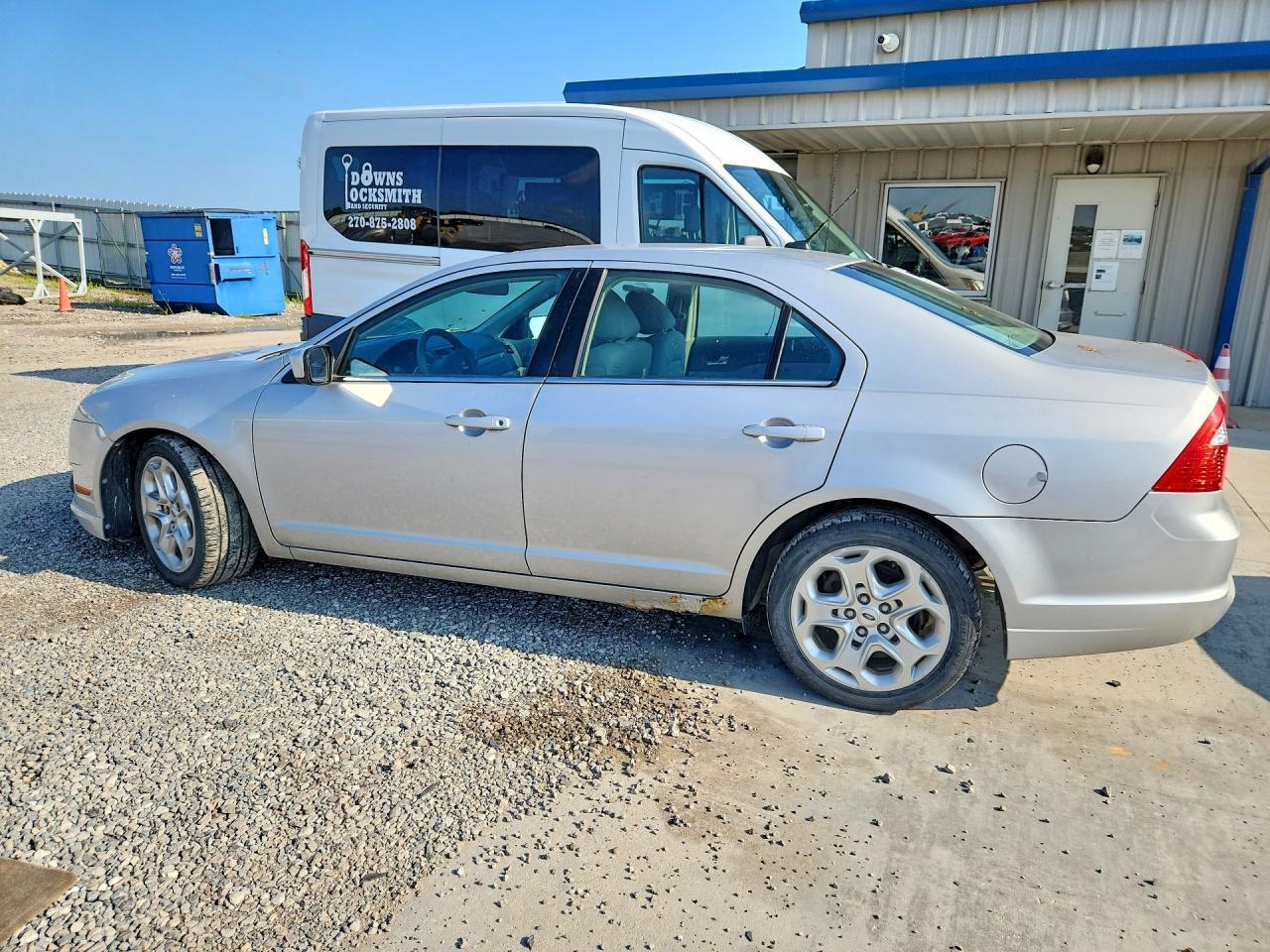 2010 Ford Fusion Se - Image 2
