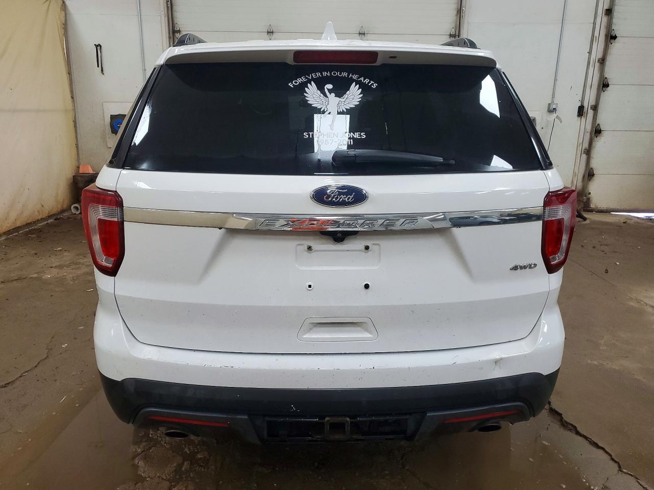 2017 Ford Explorer - Фото 6