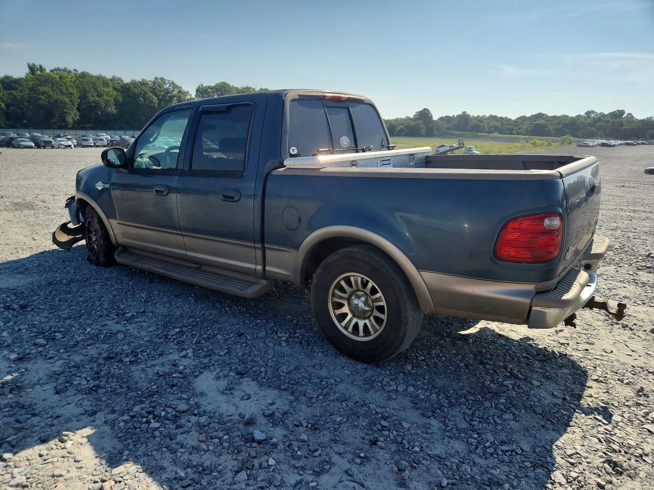 2002 Ford F150 Supercrew - Image 2