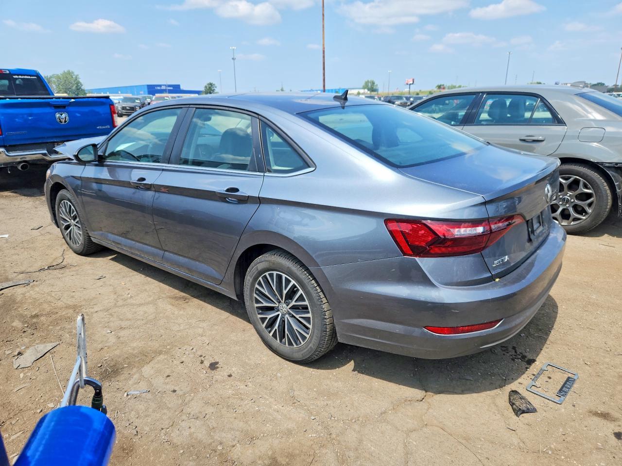 2021 Volkswagen Jetta S - Фото 2