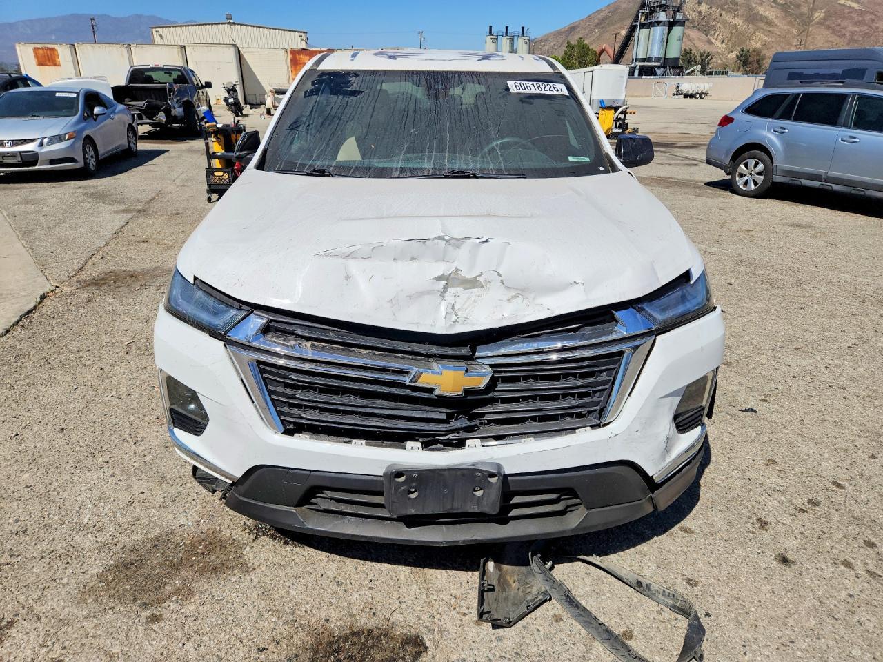 2022 Chevrolet Traverse Ls - Image 5