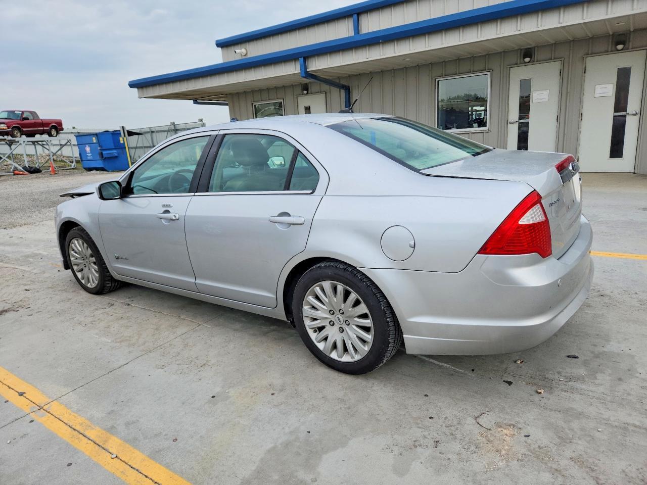 2010 Ford Fusion Hybrid - Фото 2