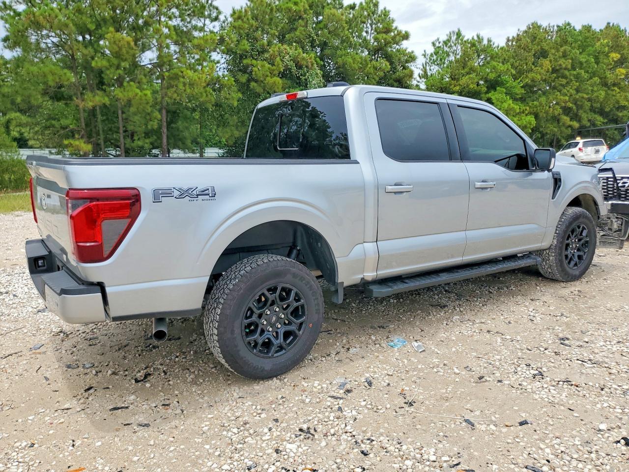 2025 Ford F150 Xlt - Фото 3