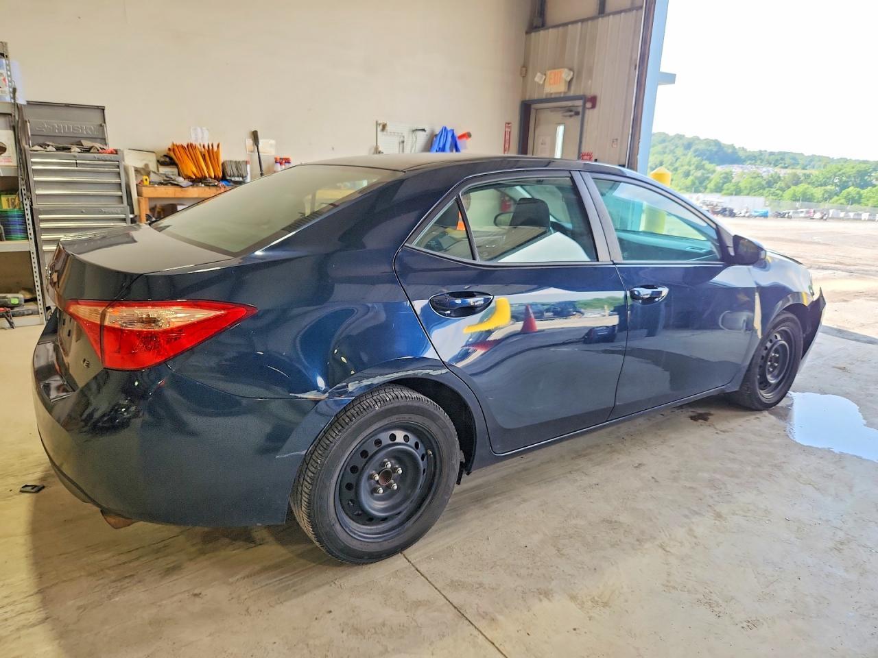 2018 Toyota Corolla Le - Фото 3