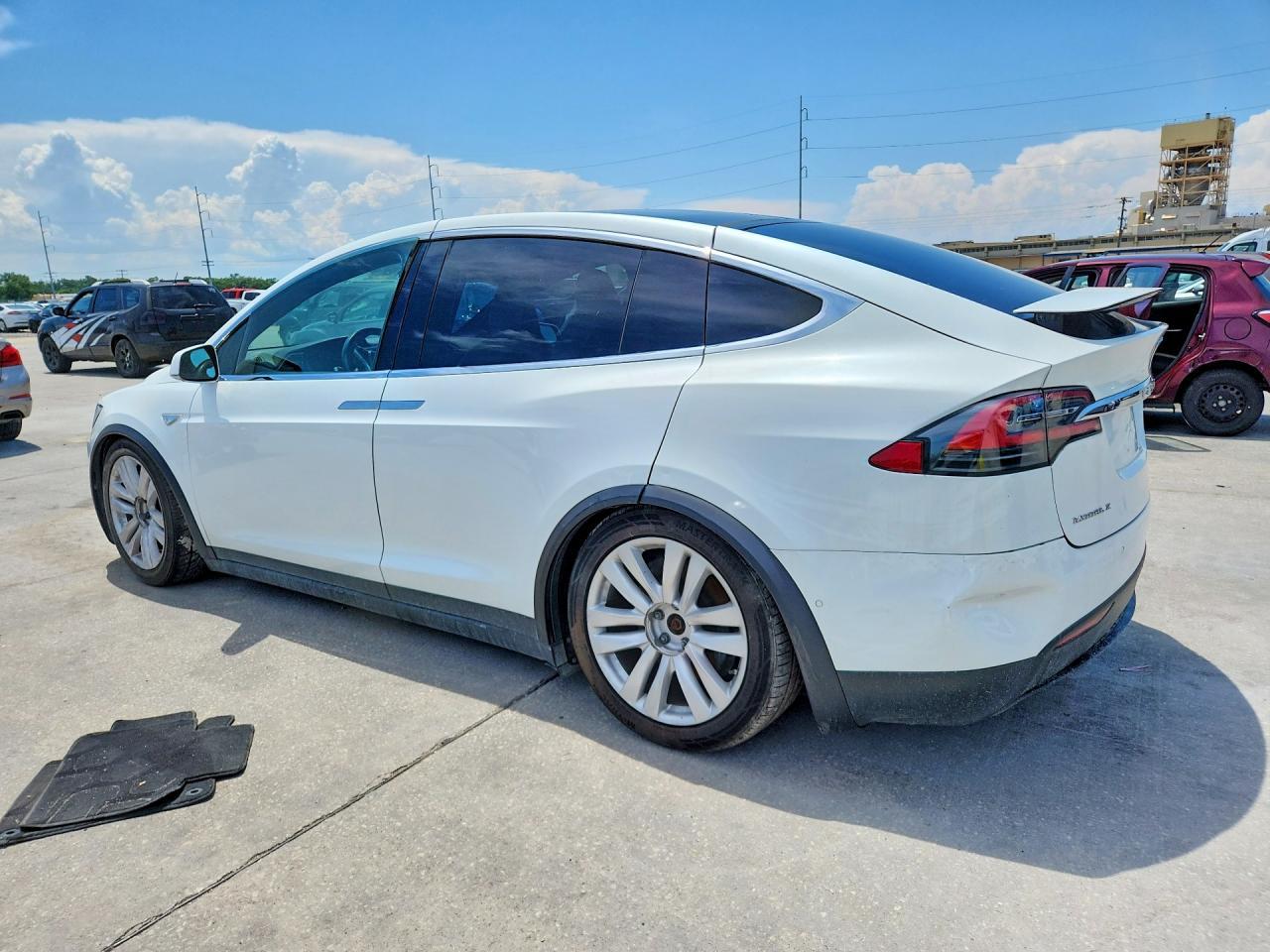 2016 Tesla Model X - Image 2