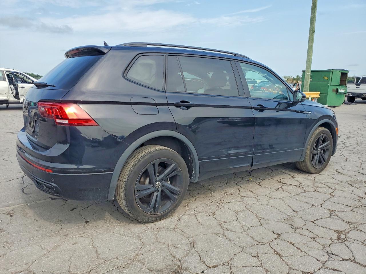 2024 Volkswagen Tiguan Se R-Line Black - Фото 3