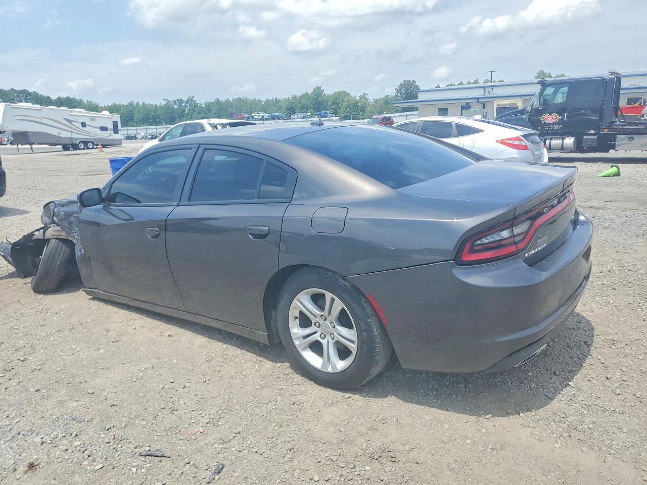 2020 Dodge Charger Sxt - Фото 2