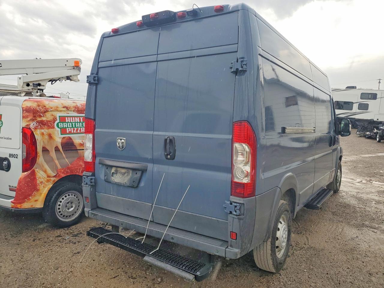2018 Ram Promaster 2500 Delivery Van - Фото 6