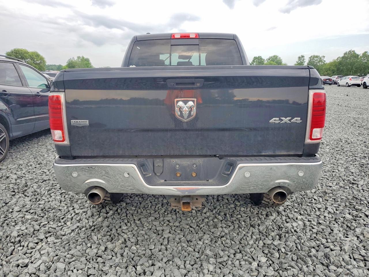 2016 Ram 1500 Laramie - Фото 6