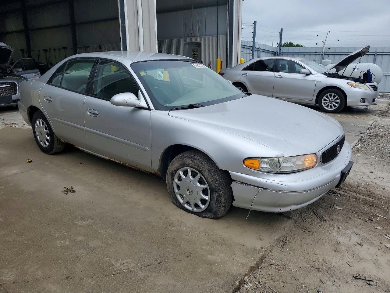 2003 Buick Century Custom - Image 4