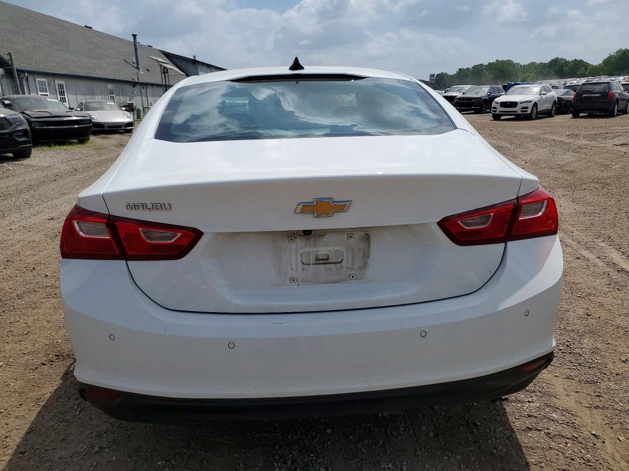 2024 Chevrolet Malibu Ls - Image 6