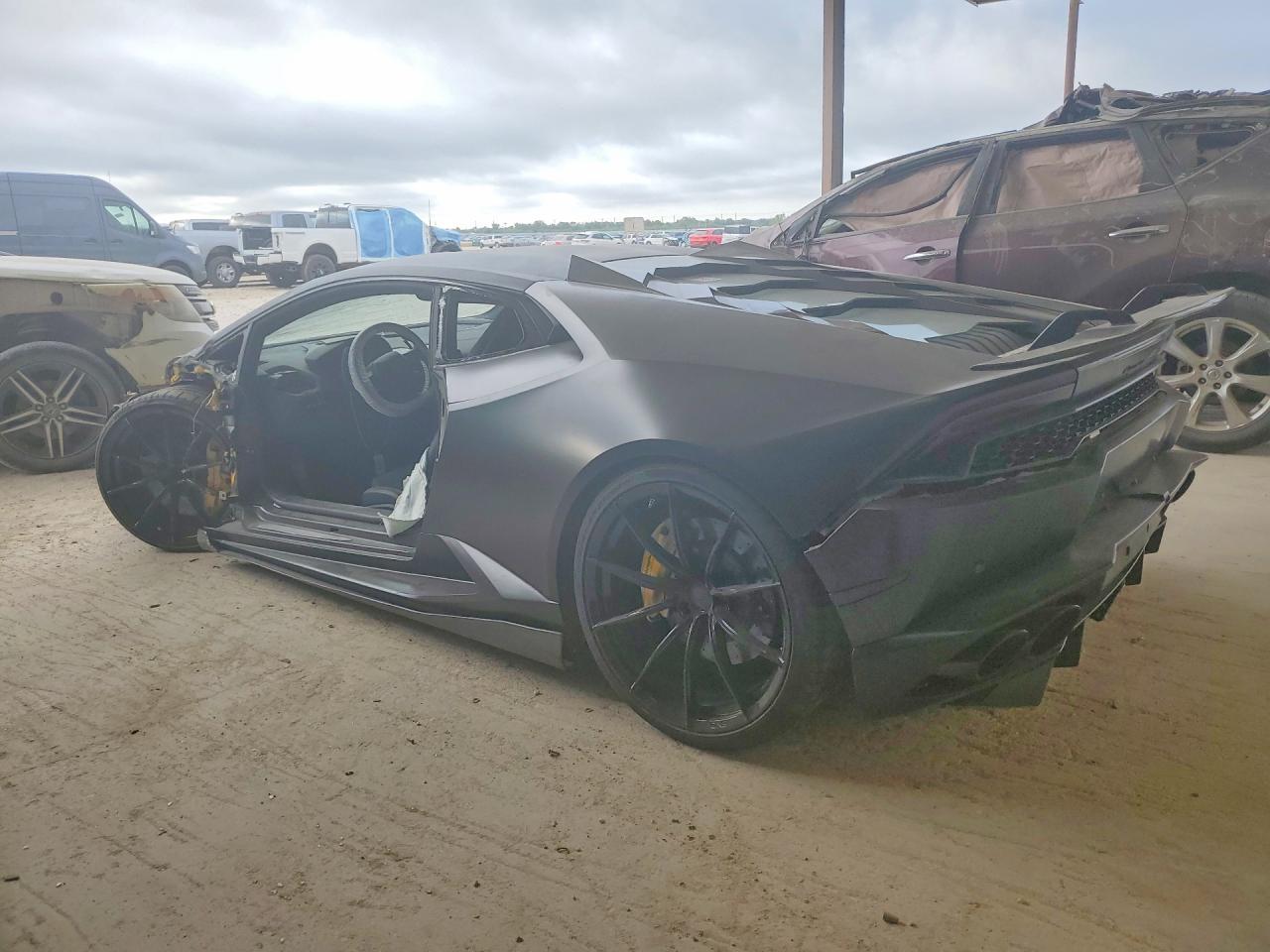 2015 Lamborghini Huracan - Image 2